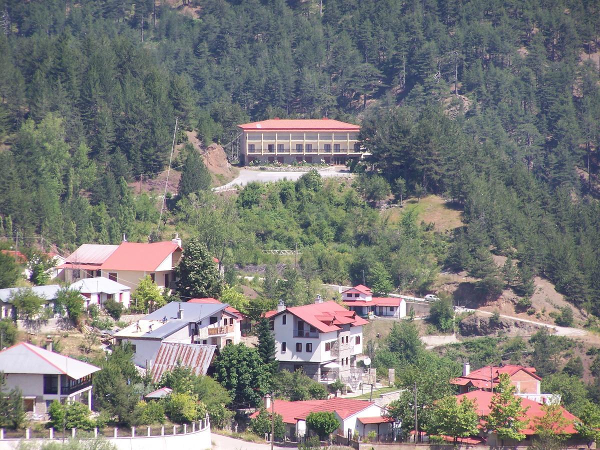 Valia Calda Hotel Perivoli  Exterior photo