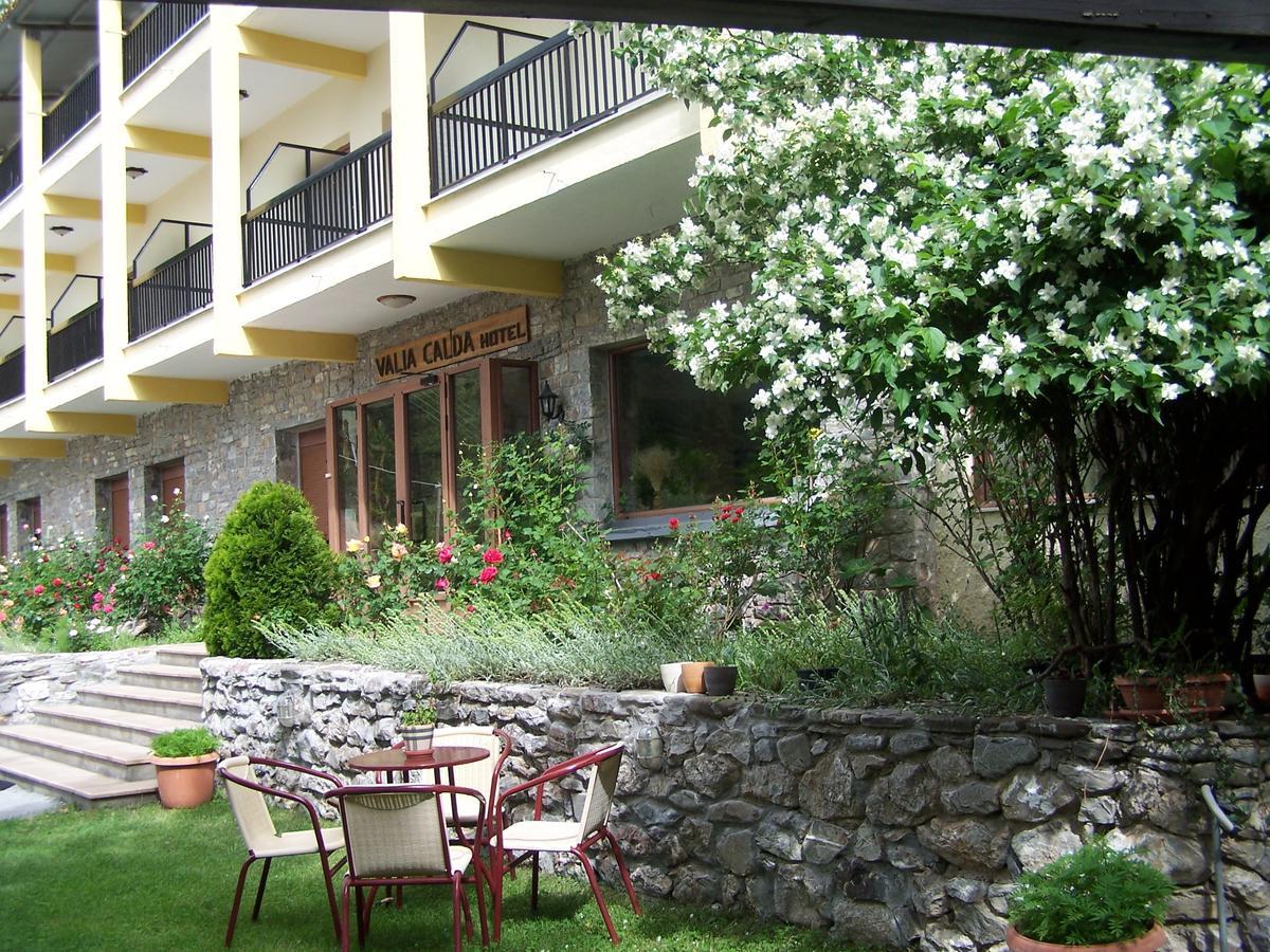 Valia Calda Hotel Perivoli  Exterior photo